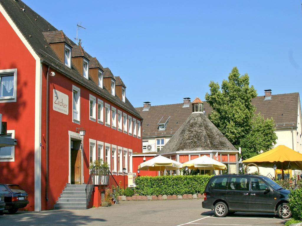 לינדאו Hotel Gasthaus Zum Zecher מראה חיצוני תמונה